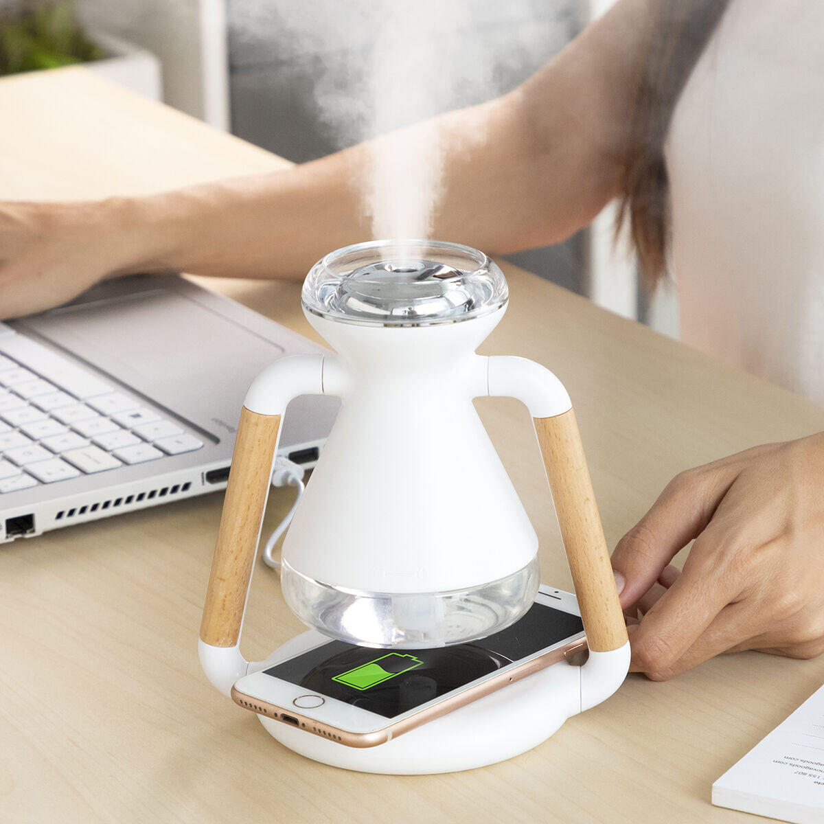 Humidificador, Difusor de Aromas e Carregador Sem Fios 3 em 1