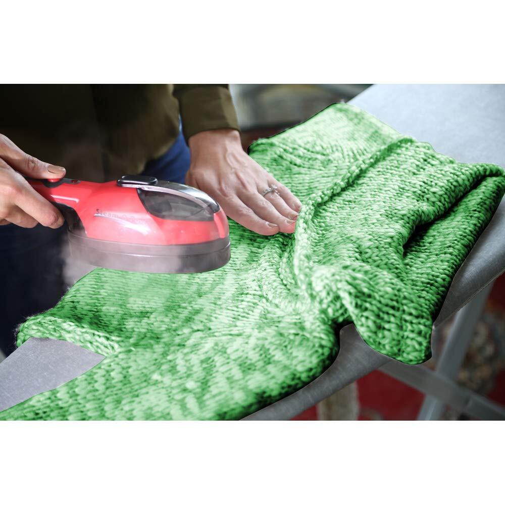 Prancha de mão a vapor que elimina maus odores e bacterias.